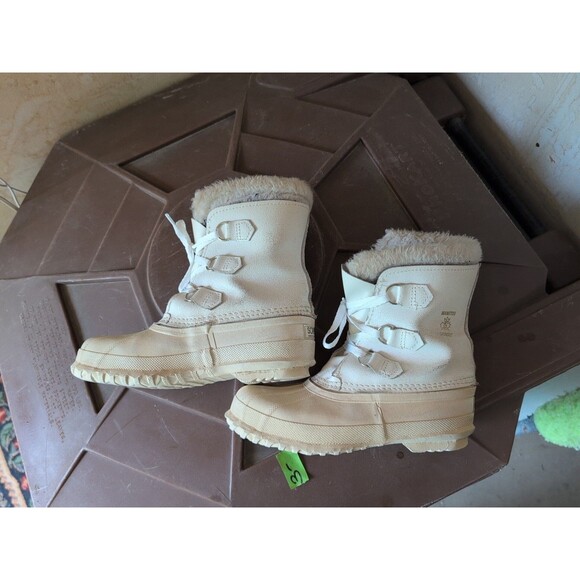 Sorel Manitou Women's White Faux Fur Lined Lace Up Snow Boots sz 7 wool liners - Picture 3 of 10
